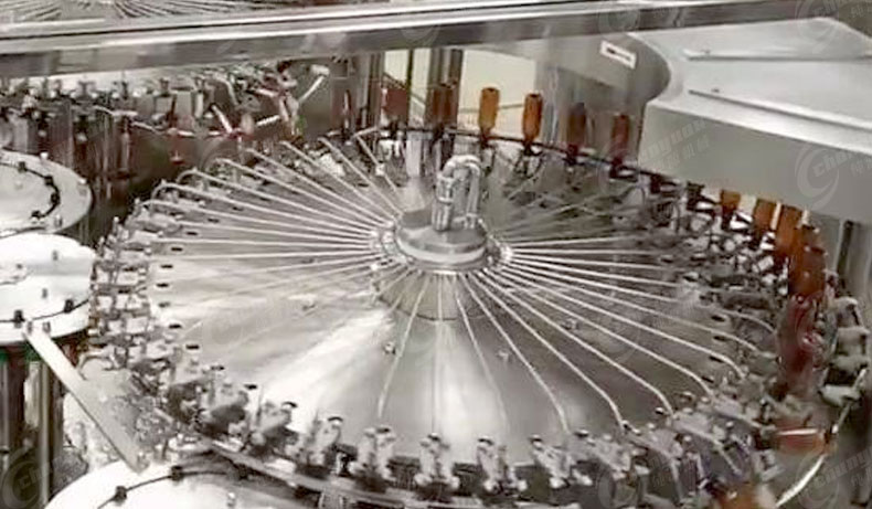 塑料瓶啤酒灌装机-4 塑料瓶啤酒灌装机-4