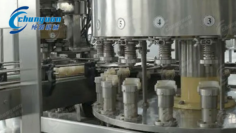 易拉罐碳酸饮料灌装机2 易拉罐碳酸饮料灌装机2